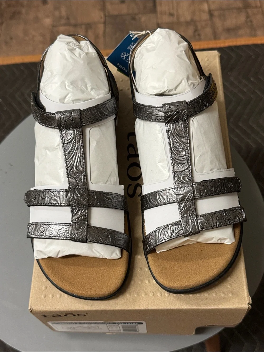 Taos women’s sandals (style) TROPHY 2 (color) PEWTER EMBOSSED